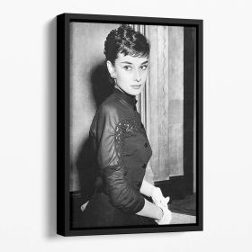 Audrey Hepburn in 1953 Floating Framed Canvas (Color: Black, size: 40" x 26" / 100cm x 65cm (approx))